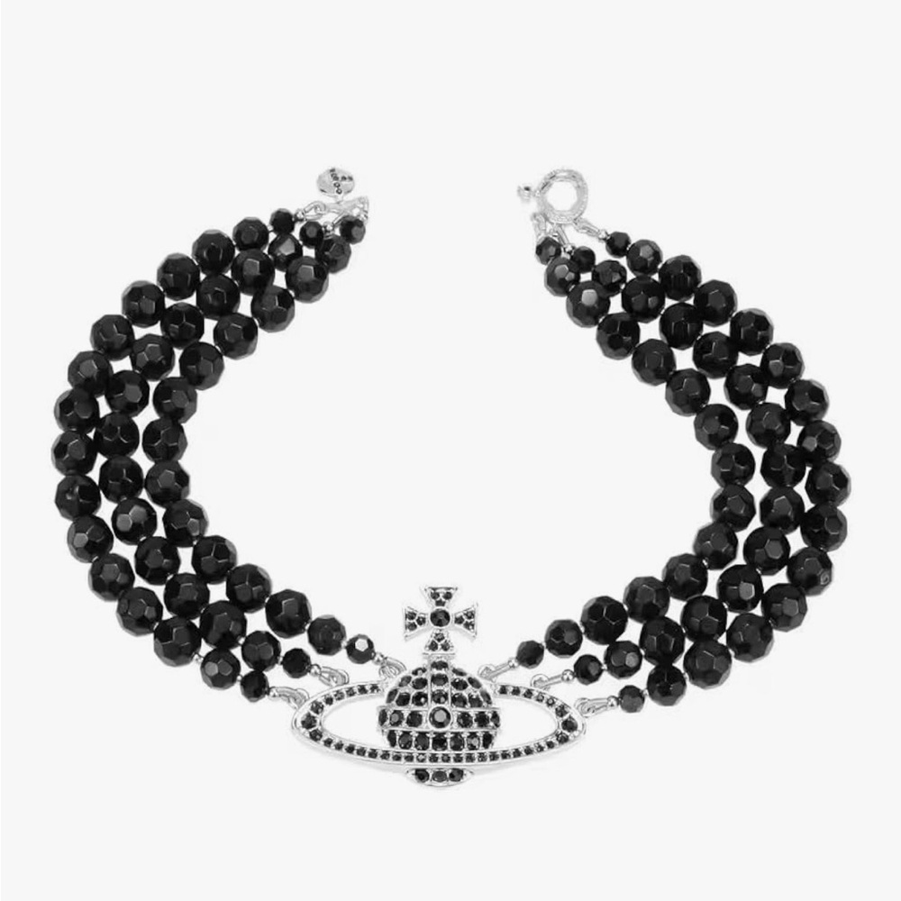 Chic Black Beaded Necklace with Silver Detailing